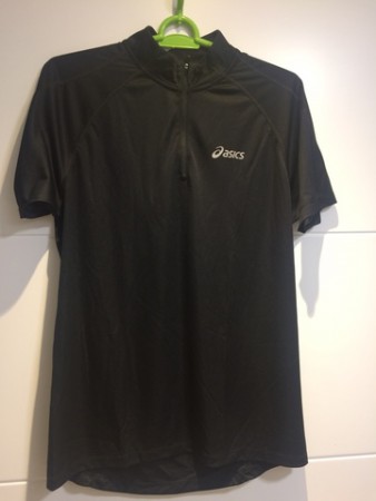 /products/camiseta-entrenament-maniga-curta-asics/